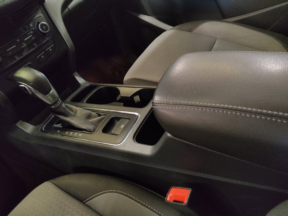 Used 2018 Ford Escape SE FWD image 26