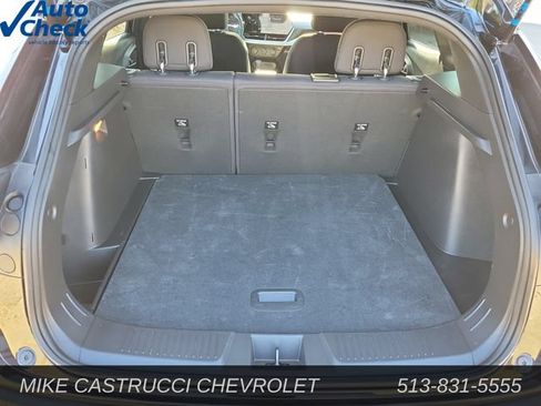 Used 2025 Chevrolet Trax RS w/ Driver Confidence Package FWD image 23