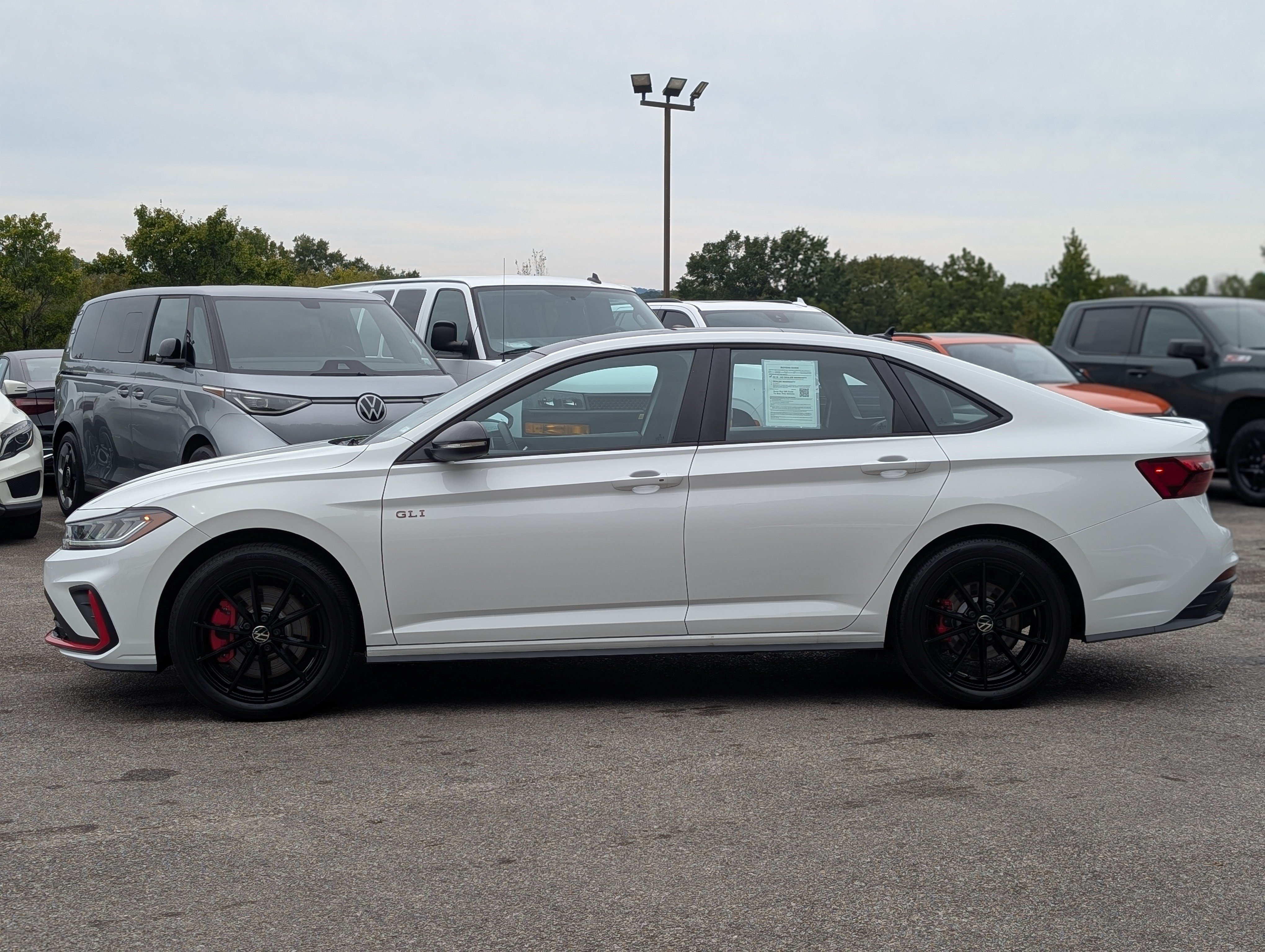 Used 2026 Volkswagen Jetta GLI Autobahn FWD image 6