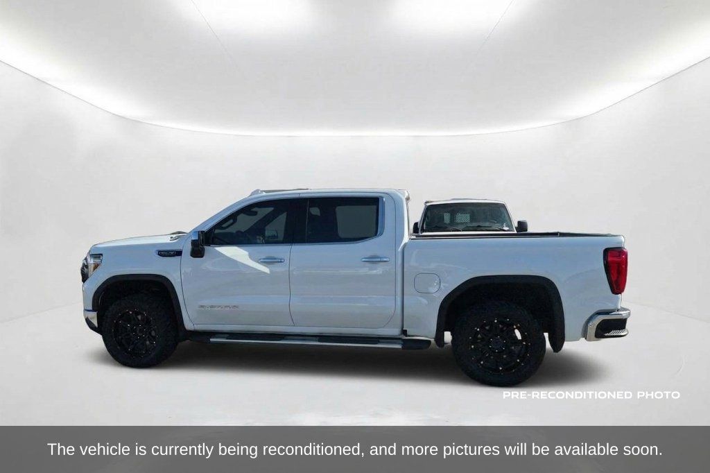 Used 2019 GMC Sierra 1500 SLT w/ SLT Premium Package RWD image 9