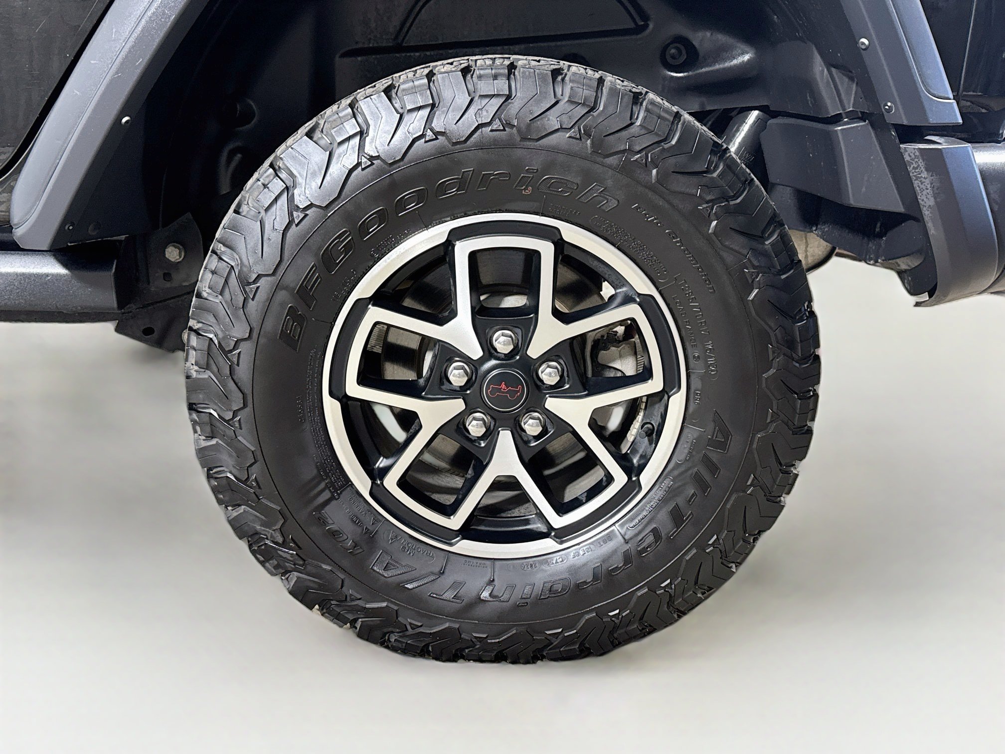 Used 2025 Jeep Wrangler Unlimited Rubicon AWD/4WD image 28