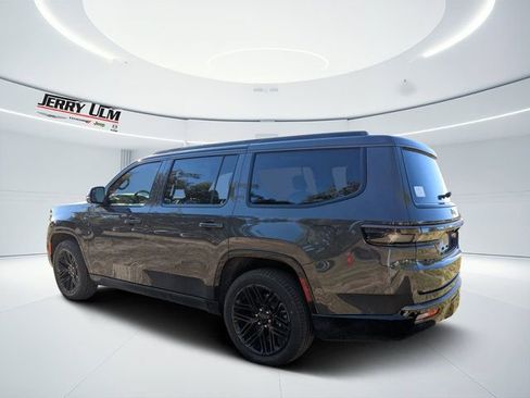New 2026 Jeep Grand Wagoneer Limited AWD/4WD image 5