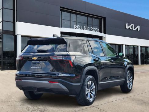 Used 2025 Chevrolet Equinox LT w/ Safety and Technology Package image 6