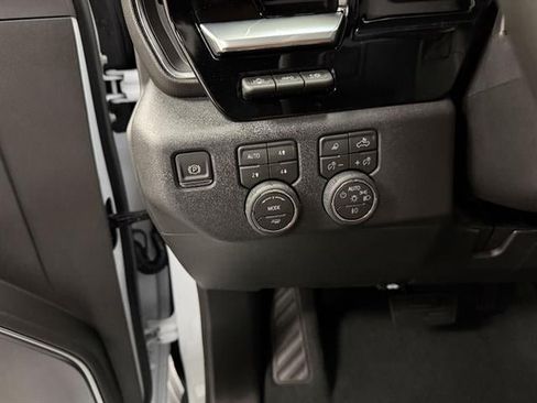 New 2026 Chevrolet Silverado 2500 High Country w/ High Country Premium Package AWD/4WD image 23