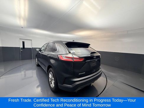 Used 2020 Ford Edge SEL w/ Convenience Package AWD/4WD image 3