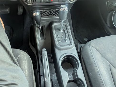 Used 2015 Jeep Wrangler Unlimited Sport w/ Quick Order Package 24S image 16