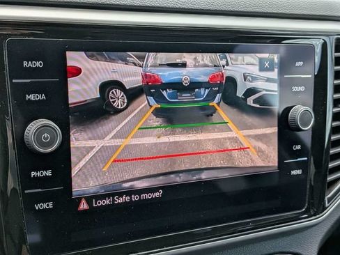 Certified 2023 Volkswagen Atlas SE w/ Black Wheel Package FWD image 22