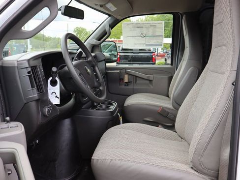 New 2025 Chevrolet Express 2500 w/ Driver Convenience Package RWD image 6