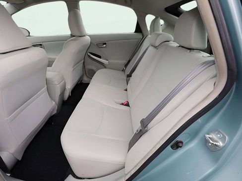 Used 2014 Toyota Prius Three image 13