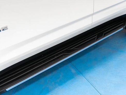 Used 2024 Chevrolet Tahoe LS image 13