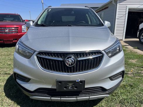 Used 2019 Buick Encore Preferred AWD/4WD image 2