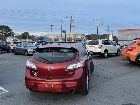 Used 2011 MAZDA MAZDA3 s Grand Touring w/ Tech Pkg image 10