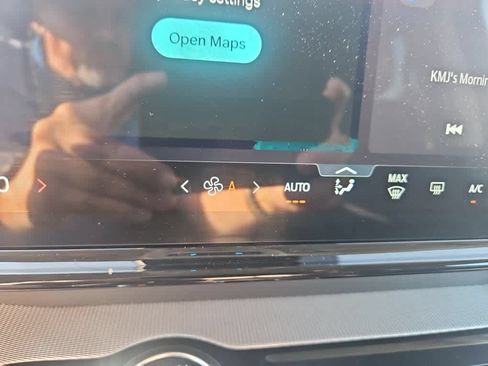 Used 2025 Ford Expedition Active RWD image 19