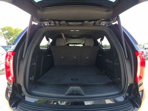 Used 2022 GMC Yukon XL SLT w/ SLT Premium Package AWD/4WD image 25