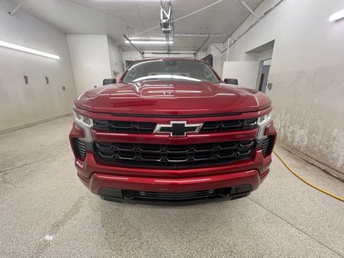 Used 2023 Chevrolet Silverado 1500 RST image 2