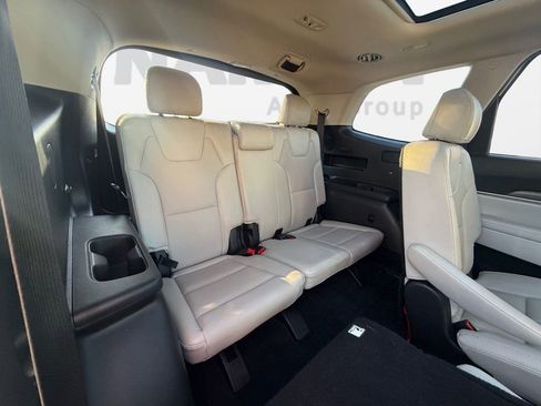 Used 2020 Kia Telluride SX image 26