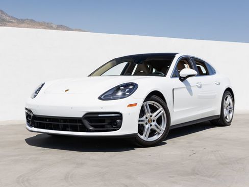 Certified 2023 Porsche Panamera Platinum Edition RWD image 1