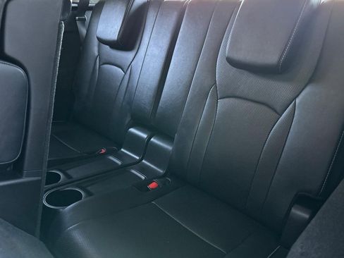 Used 2018 Lexus RX 350L Luxury w/ Cold Area Package (CT) FWD image 34