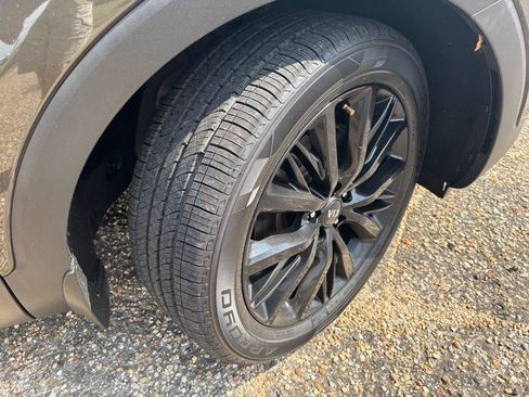 Used 2020 Kia Telluride SX w/ Towing Package FWD image 17
