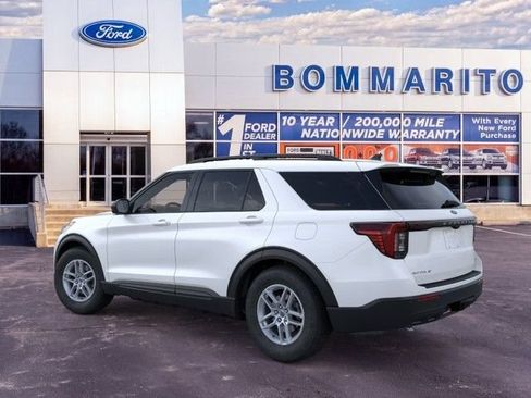 New 2026 Ford Explorer Active AWD/4WD image 4