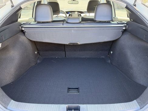 Used 2019 Toyota Prius Limited image 8