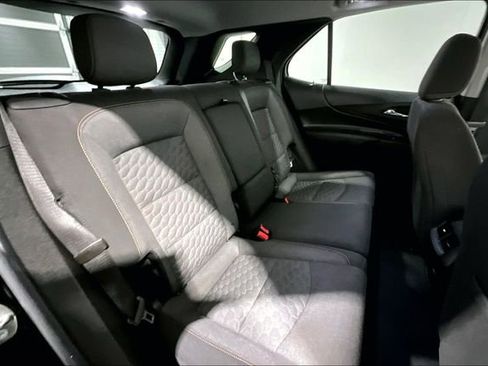 Used 2018 Chevrolet Equinox LT image 25