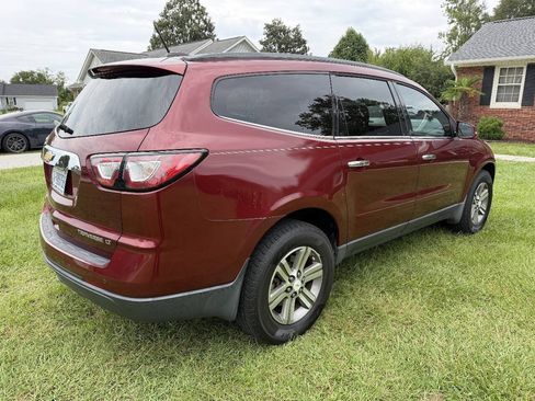 Used 2016 Chevrolet Traverse LT FWD image 5