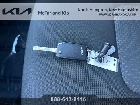 Used 2024 Kia Sportage LX image 32