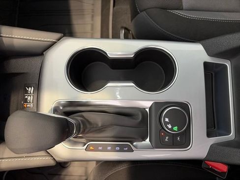 New 2026 Chevrolet Blazer LT w/ Convenience Package FWD image 23