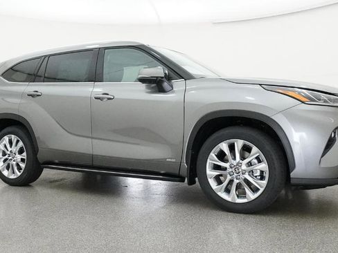 New 2026 Toyota Highlander Limited image 37
