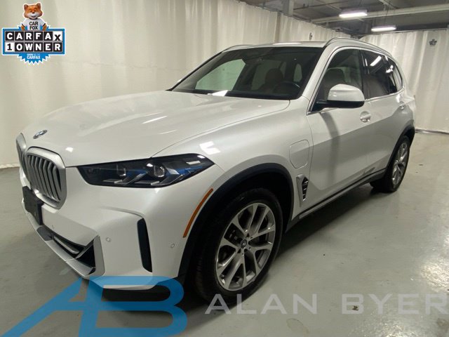 Used 2024 BMW X5 xDrive50e w/ Premium Package AWD/4WD image 1