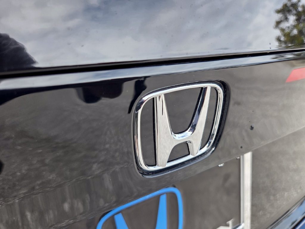 Used 2025 Honda Accord SE image 15