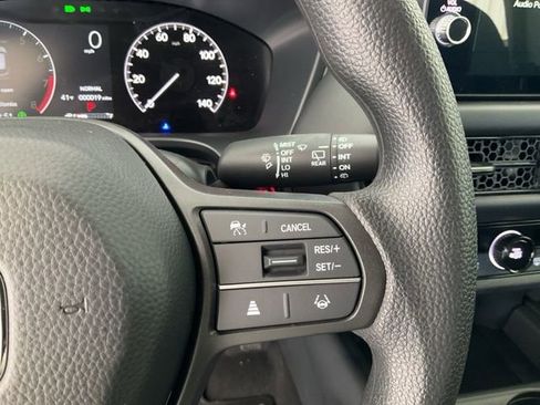 New 2026 Honda HR-V LX image 11