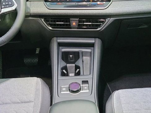 Certified 2025 Volkswagen Tiguan S image 6