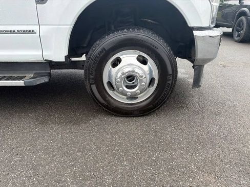 Used 2022 Ford F350 King Ranch w/ Chrome Package AWD/4WD image 20