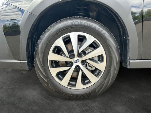 Used 2024 Subaru Outback Premium AWD/4WD image 4