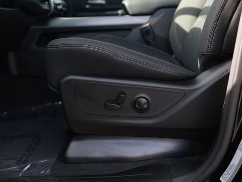 New 2026 RAM 1500 Big Horn AWD/4WD image 14
