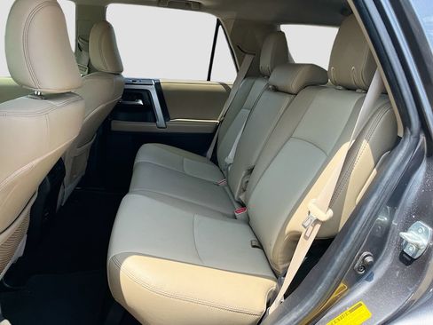 Used 2019 Toyota 4Runner SR5 Premium AWD/4WD image 23