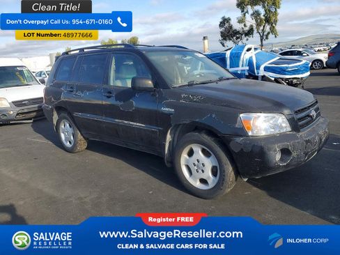 Used 2005 Toyota Highlander 2WD V6 w/ 3rd Row image 5
