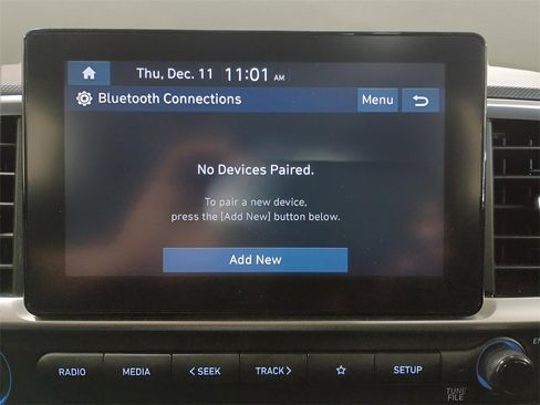 Used 2024 Hyundai Venue SEL image 18