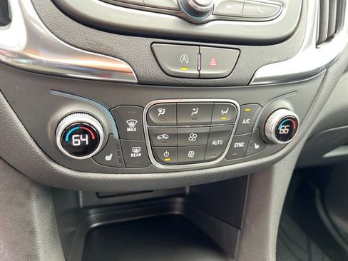Certified 2024 Chevrolet Equinox LT FWD image 17
