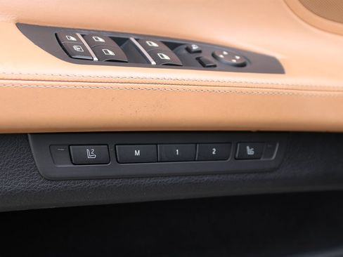 Used 2012 BMW ALPINA B7 image 25