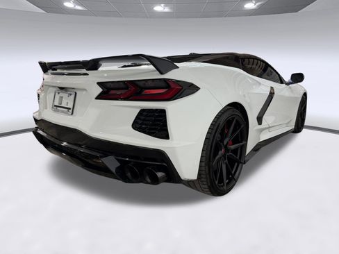 Used 2023 Chevrolet Corvette Stingray Preferred Conv w/ Z51 Performance Package RWD image 7