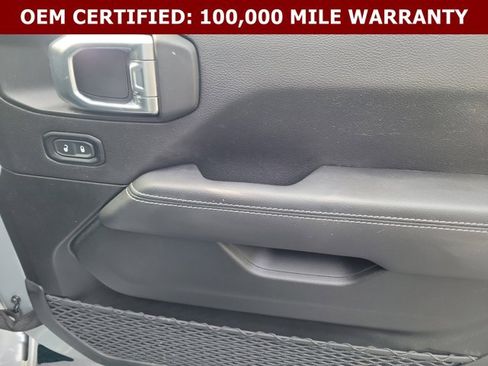Used 2023 Jeep Wrangler Unlimited Sahara w/ Cold Weather Group AWD/4WD image 22