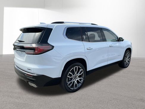 New 2026 GMC Acadia Denali Ultimate AWD/4WD image 3