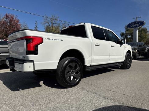 Used 2022 Ford F150 Lightning Lariat w/ Tow Technology Package image 6