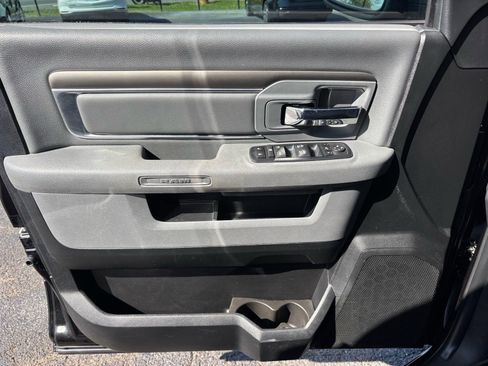 Used 2017 RAM 1500 Big Horn image 7