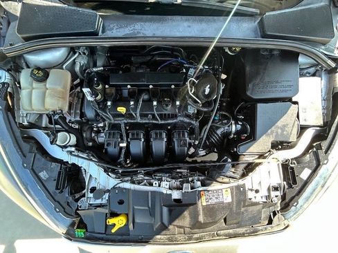 Used 2015 Ford Focus SE w/ Equipment Group 201A FWD image 25