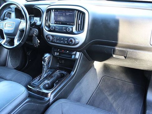 Used 2022 GMC Canyon Elevation RWD image 23