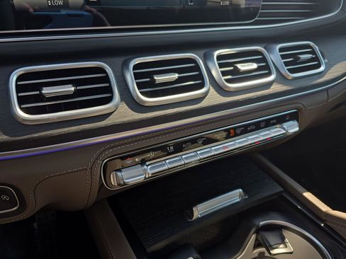 New 2026 Mercedes-Benz GLE 63 AMG S image 24